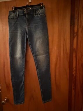 Levi's Women's Dark Blue Skinny Jeans